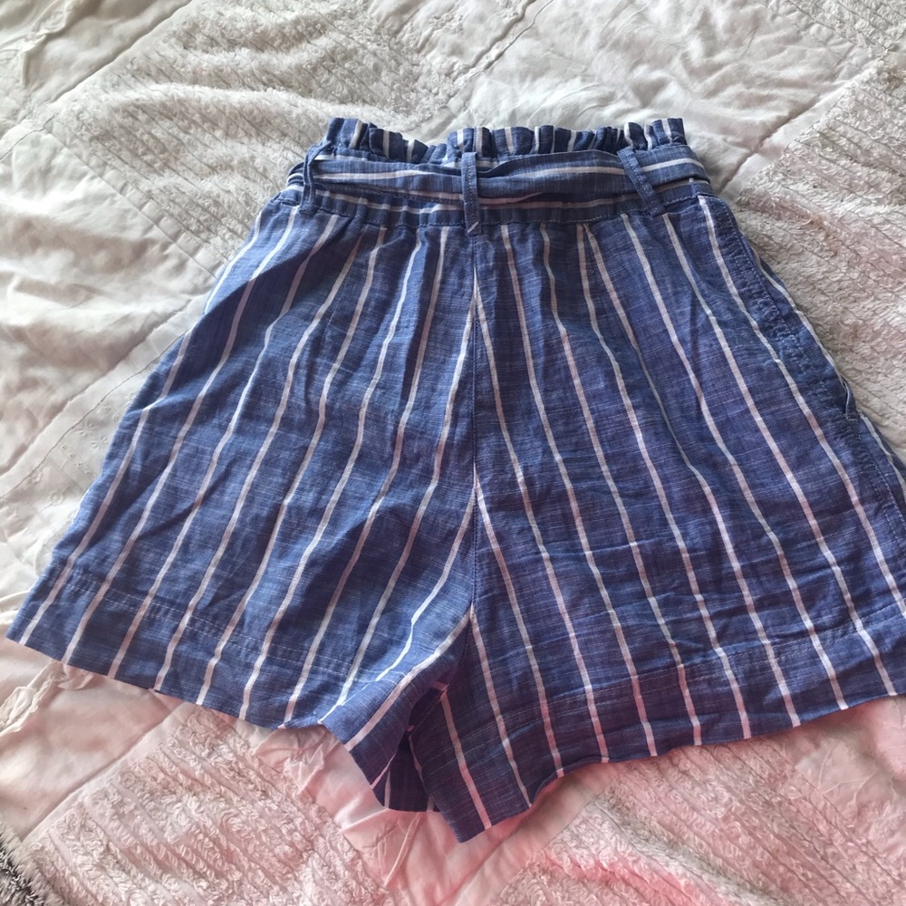 Front tie shorts